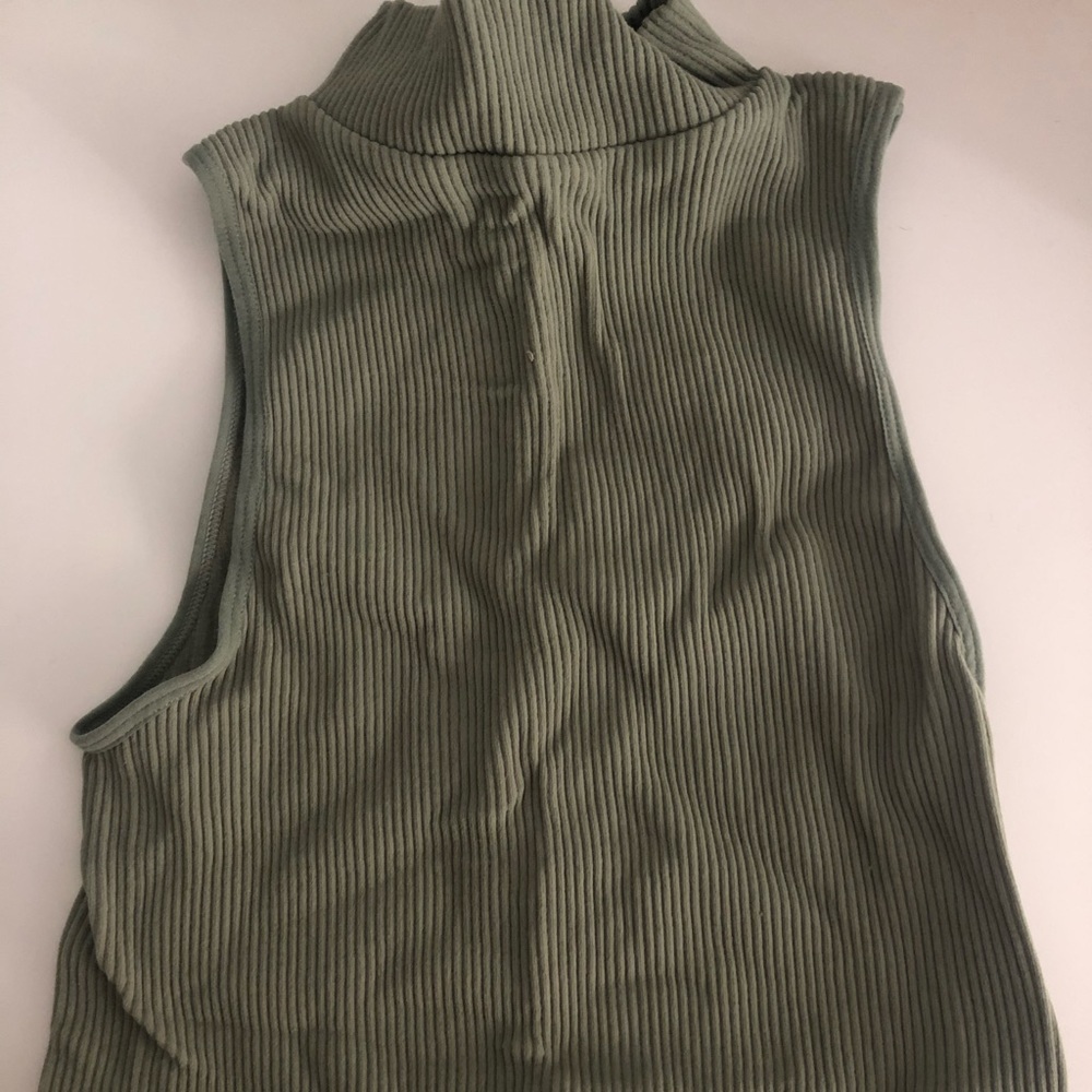 Zara Mock neck cropped top